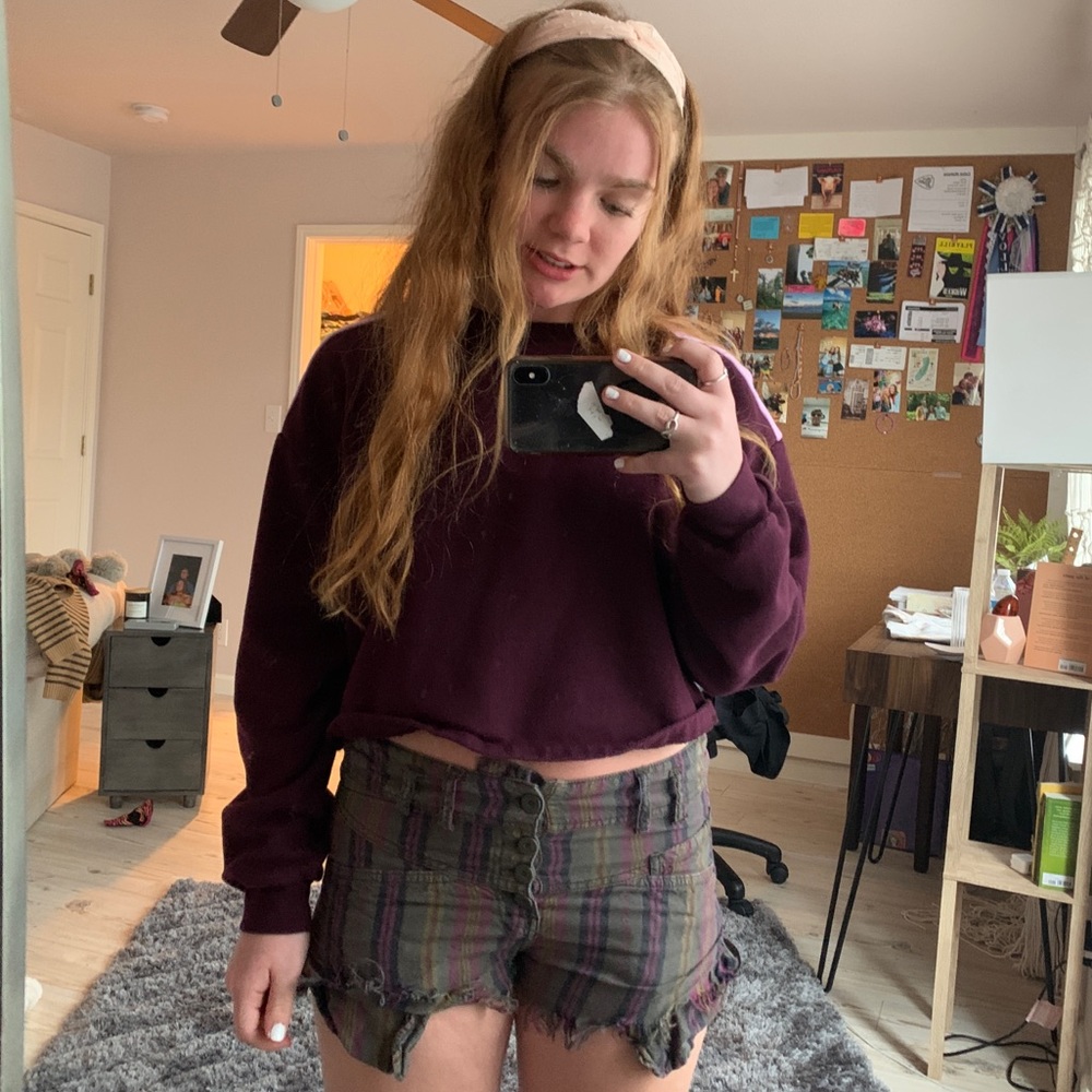 Cute shorts with hanging pockets!